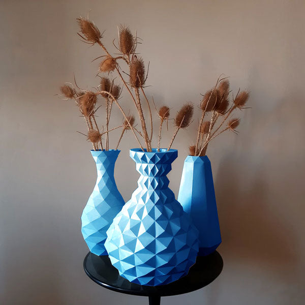 3 Vases