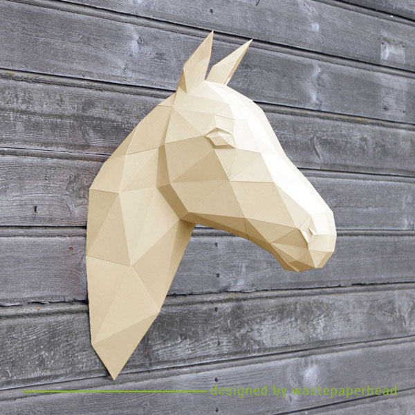Paard – Cremello